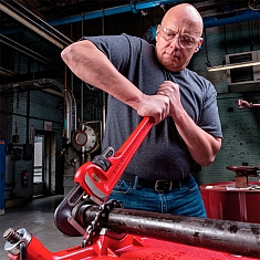 Применение прямых трубных ключей Ridgid Heavy Duty 12"